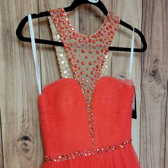 NWT Sherri Hill Rhinestone Halter Gown, Style # 50143 in Coral, Sz 6 - Picture 3 of 9
